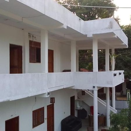 Hotel 4U Udawalawe Εξωτερικό φωτογραφία